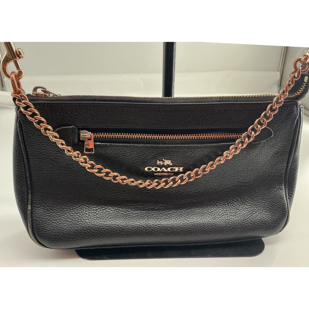 Coach Black Pebbled Leather Crossbody Bag Rose Gold Hardware Chain Detail